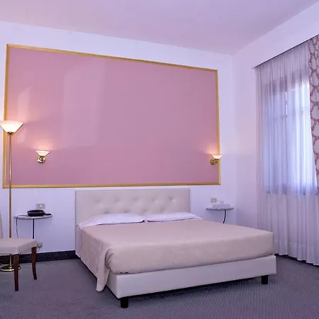 Hotel Ponte Di Rialto