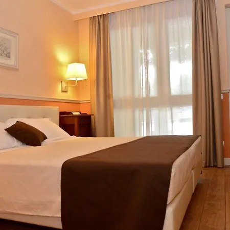 Hotel Ponte Di Rialto 4*